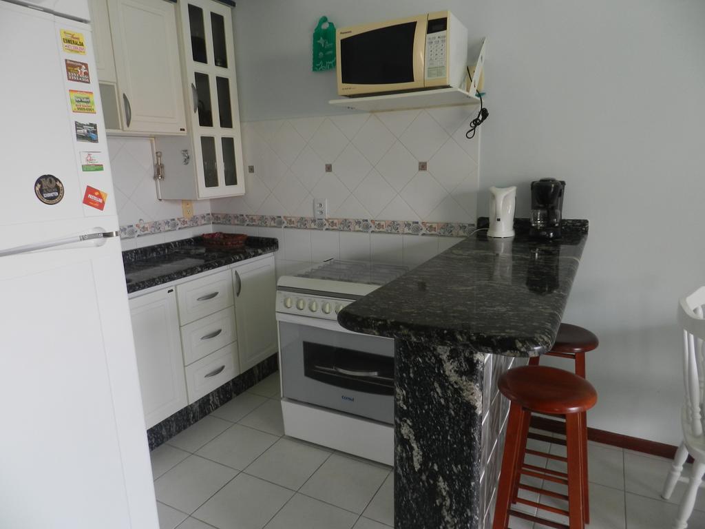 Residencial Jardim Palmeiras บอมบินญัส ภายนอก รูปภาพ